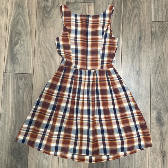 Plaid Dress - Picture 2 of 4